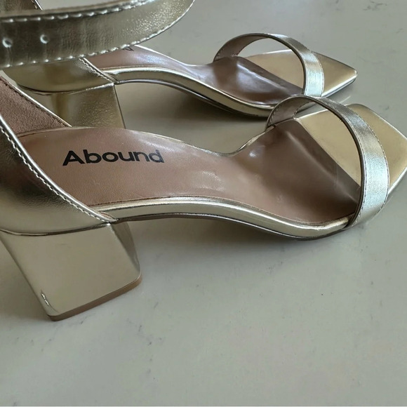 ABOUND Finn Ankle Strap Sandal Size: 7 - Picture 4 of 7